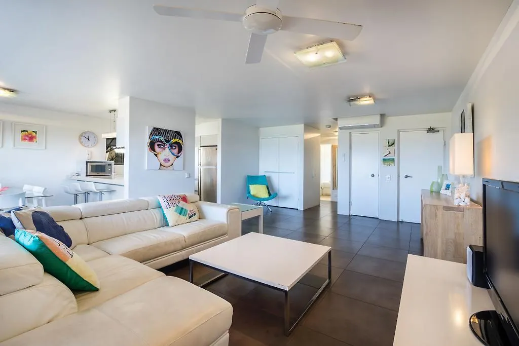 Sunseeker Holiday Apartments Sunshine Beach Aparthotel
